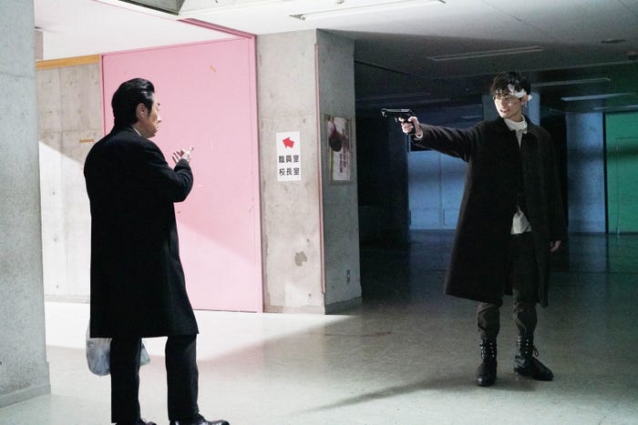 大友康平・菅田将暉/「3年A組 ―今から皆さんは、人質です―」第3話より(C)日本テレビ