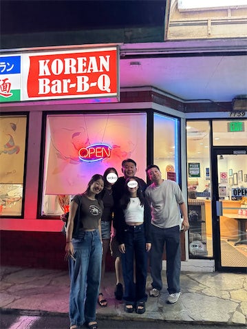 元横綱・花田虎上の妻、家族でハワイ旅行を満喫「娘の助手席に初めて乗ったパパ」にしみじみ