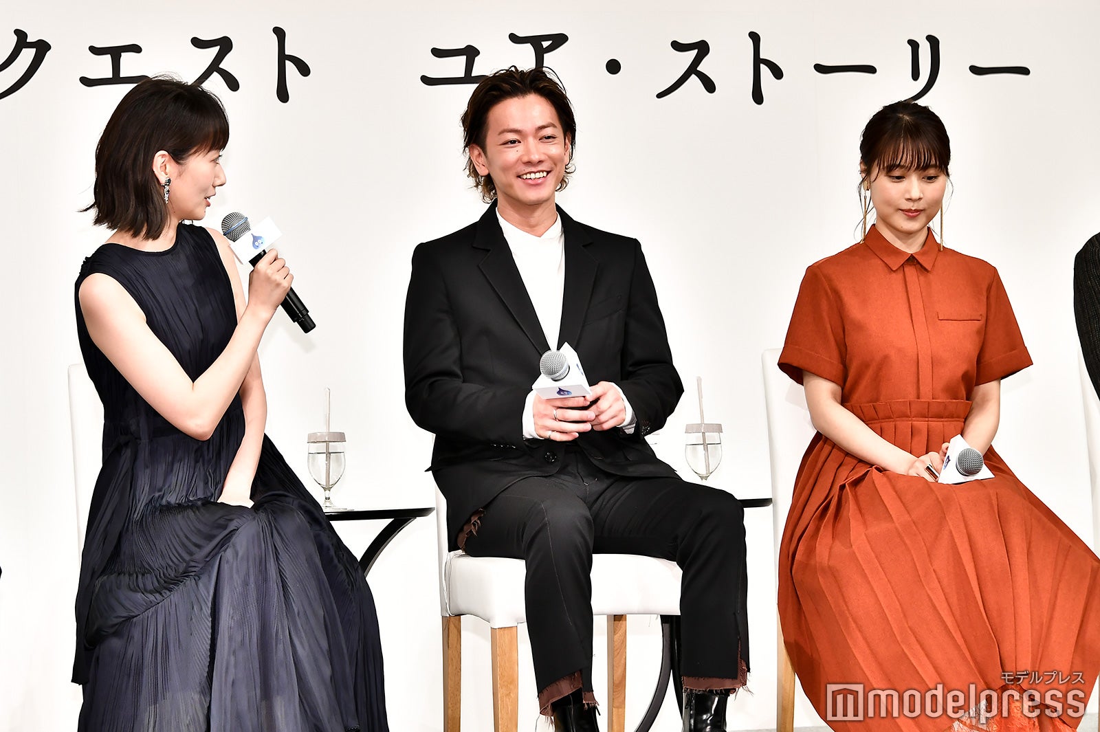 波瑠、佐藤健、有村架純 （C）モデルプレス