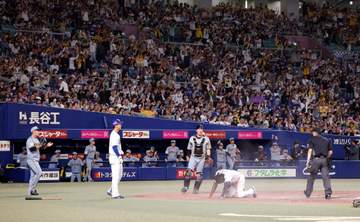 中日大敗 6点ビハインドでまさかの幕切れ カリステが本塁へ突っ込みアウトに 井上監督も渋い表情 借金6で単独最下位に