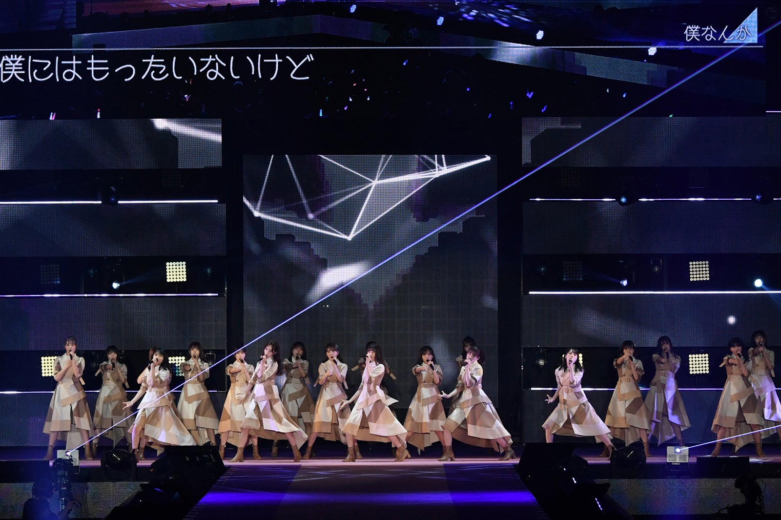 日向坂46（C）Rakuten GirlsAward 2022 SPRING／SUMMER