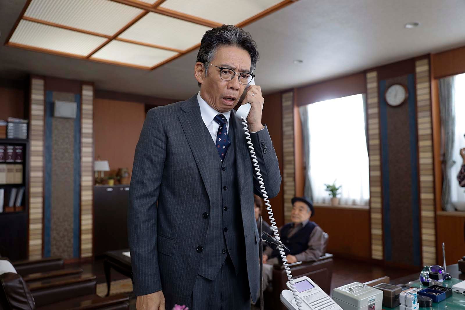 生瀬勝久 「未来への10カウント」第2話より（C）テレビ朝日