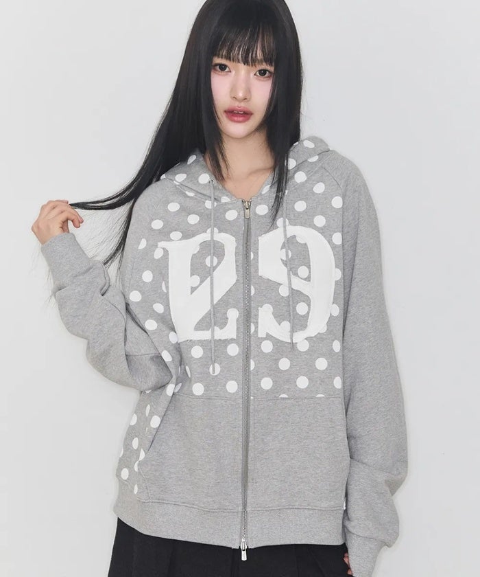 【『Qoo10 Fashion』で見つけた】秋の推し活DAYにも♡ ILLIGO＆BLACKUPのガーリーvsクールなトレンドコーデ
