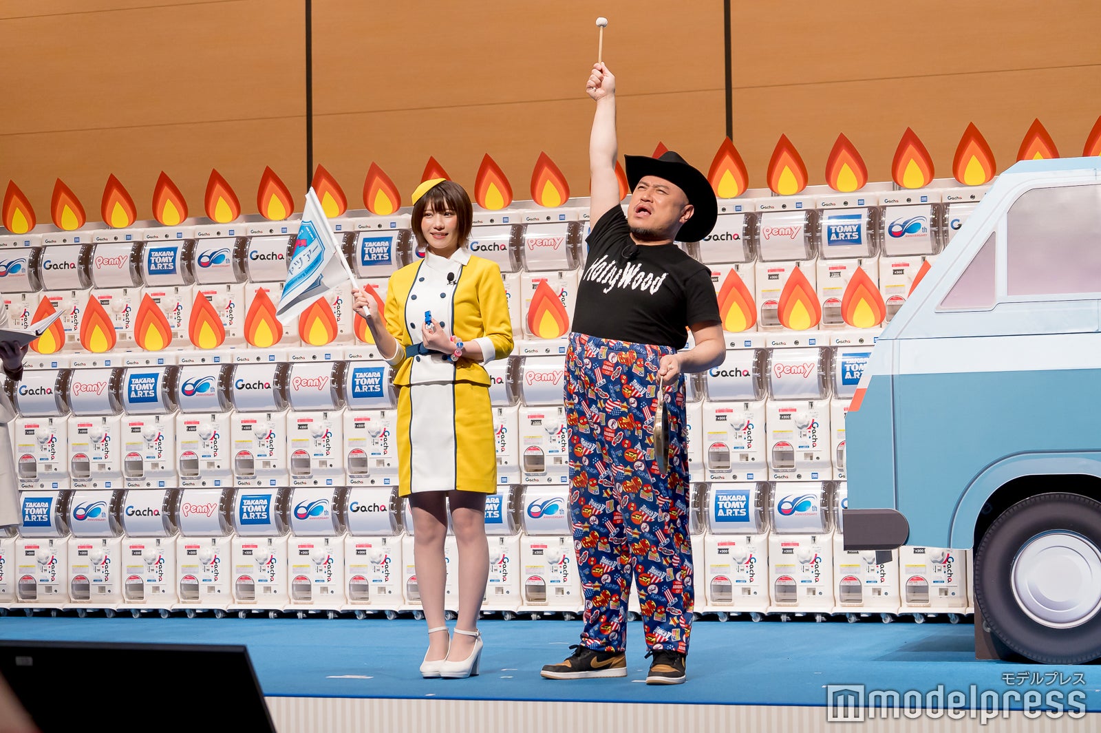 えなこ、ハリウッドザコシショウ（C）モデルプレス