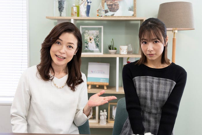 横山めぐみ、北野日奈子「ナースが婚活」第5話より(C)「ナースが婚活」製作委員会