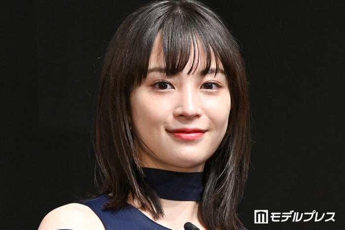 広瀬すず、人気アイドルとパリで再会「一緒に飲んだビールは本当に美味しかった」