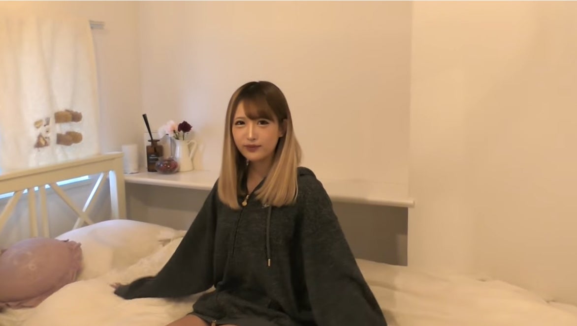 伊藤桃々、“女子力の塊”自宅公開 愛用アイテム・下着も公開…？