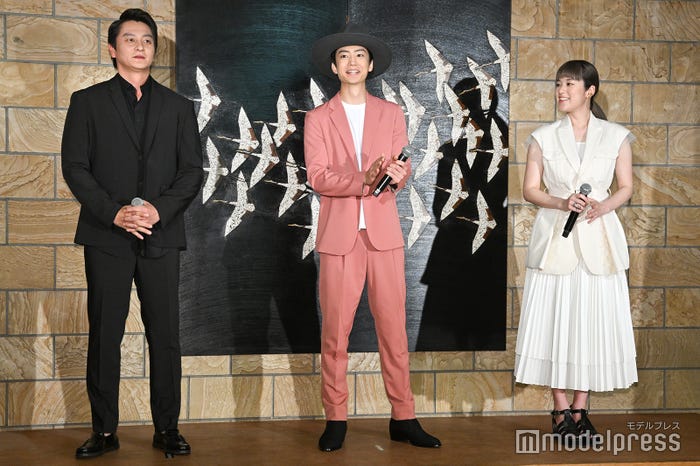 本宮泰風、伊藤健太郎、筧美和子(C)モデルプレス