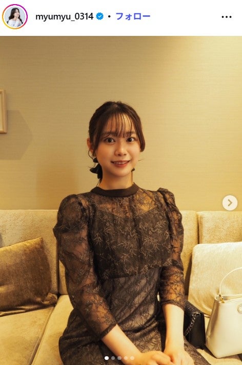 水ダウ「名探偵津田」キスシーン話題の美女、美肌輝くノースリドレス姿公開「プリンセスみたい」「うっとりする美しさ」の声