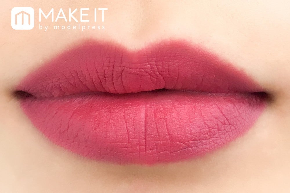 ルージュ アンリミテッド アンプリファイド マット／AM PK 385使用 (C)メイクイット