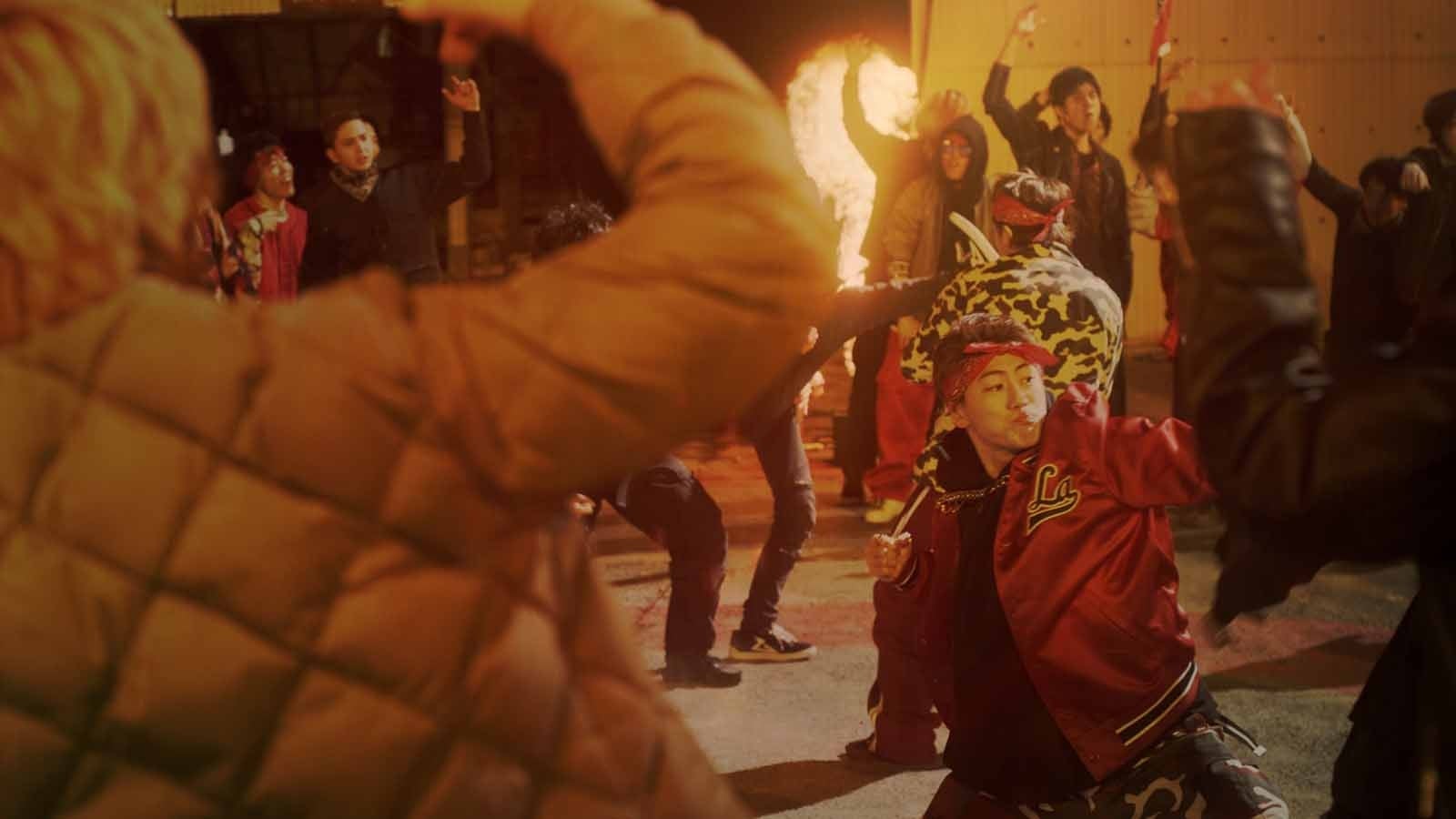 「ヤバい。なんか熱い。舞踏審議篇」より（提供写真）