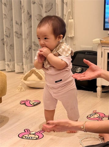 杉浦太陽、生後10ヶ月の次女・夢空ちゃんが1人で立ちそうな姿を公開「立った！」と大興奮