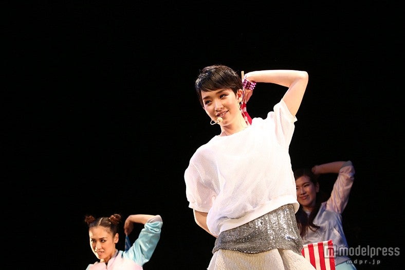 剛力彩芽、手作りプレゼント＆サプライズ発表でファン歓喜