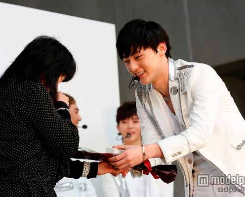 NU’EST、ファンに本気プロポーズ K-POP史上初の試みに会場興奮