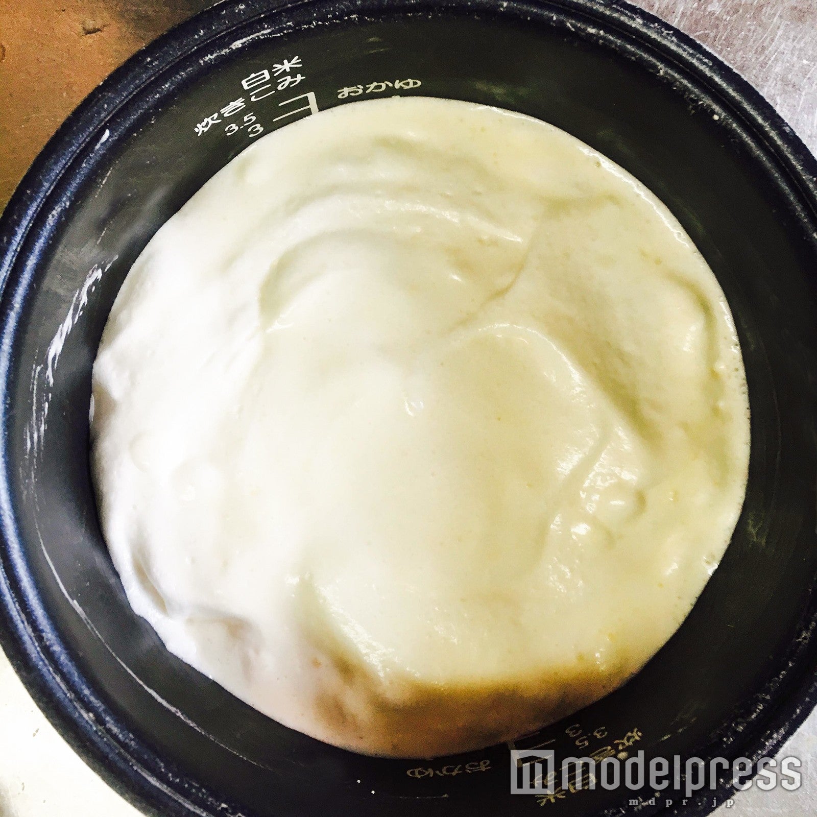 魔法のケーキ は炊飯器で超簡単に作っちゃおう お正月を華やかに トレンドレシピ モデルプレス 魔法のケーキ は炊飯器で超簡単に作っちゃおう お正月を華やかに トレンドレシピ モデルプレス