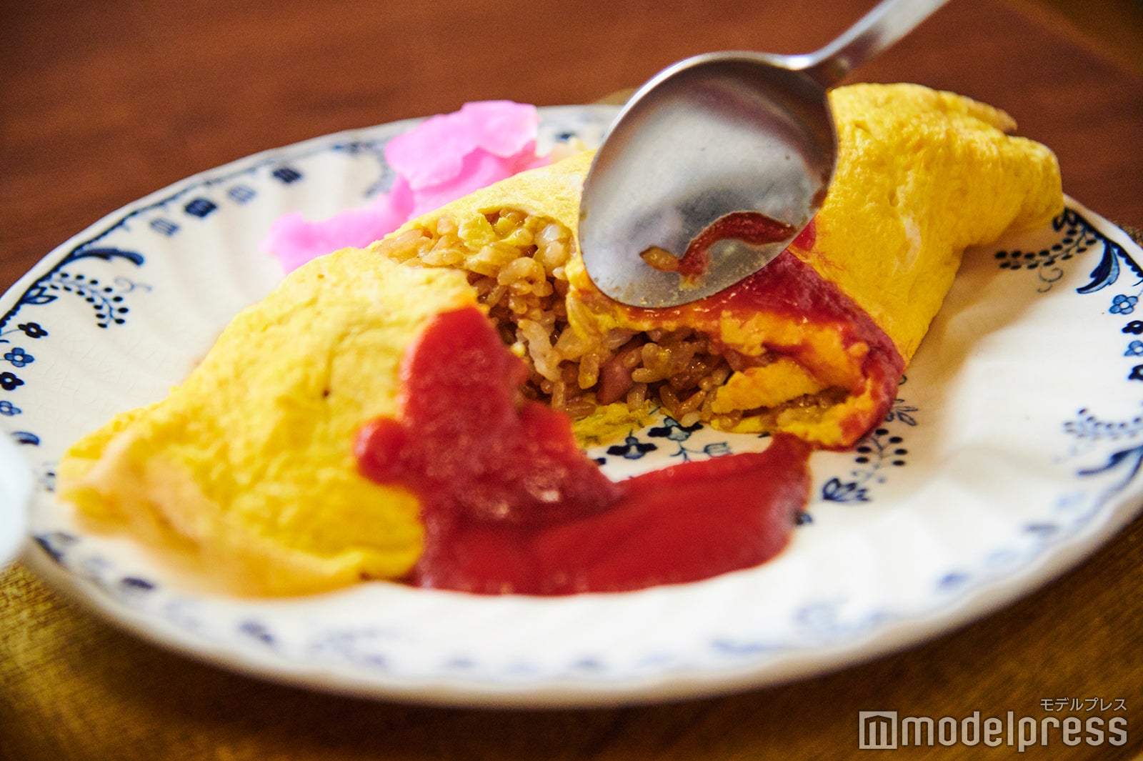 薄焼き卵と和風ライス、ケチャップの組み合わせがとっても美味しい（C）モデルプレス