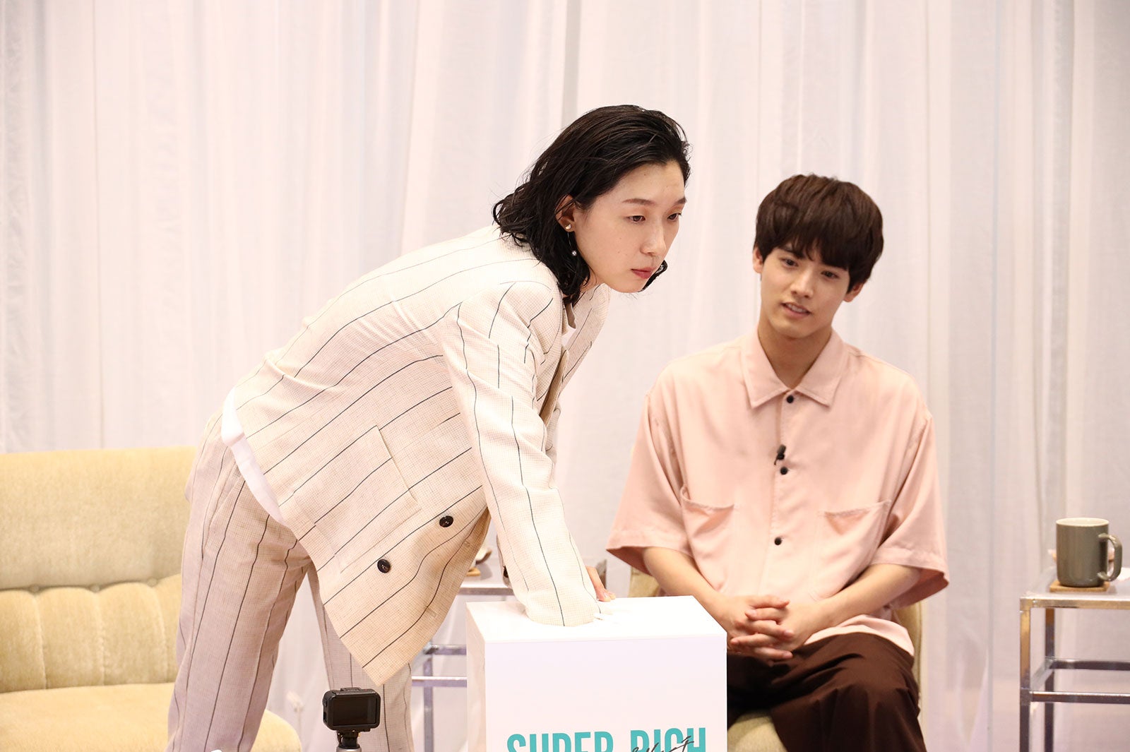 江口のりこ、赤楚衛二 （C）フジテレビ