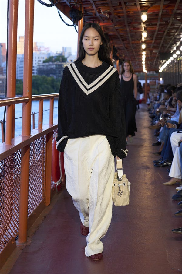 トミー ヒルフィガー 2025 Springコレクション(提供写真)