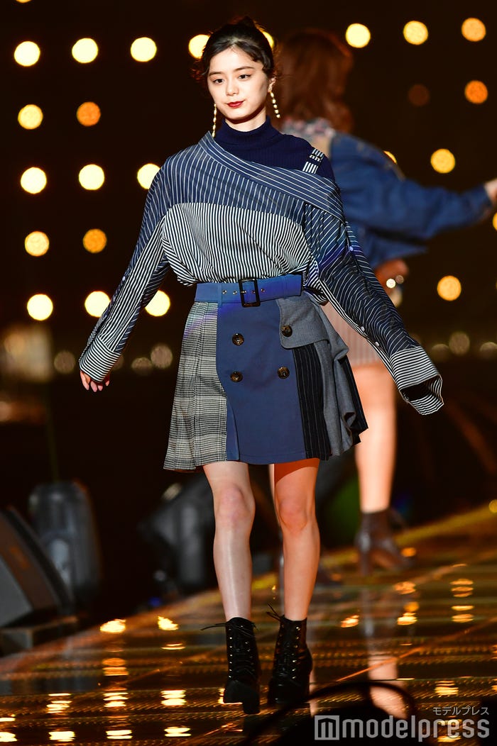 紺野彩夏 (C)モデルプレス