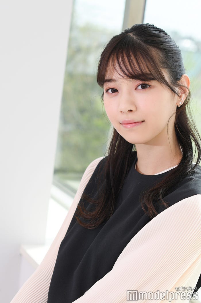 西野七瀬(C)モデルプレス