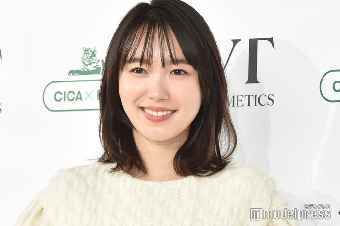 飯豊まりえ(C)モデルプレス