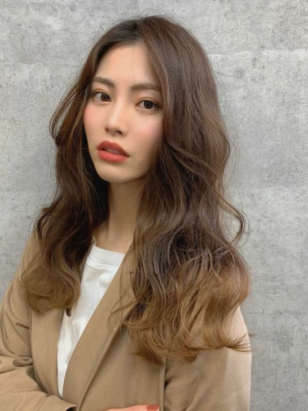 骨格診断ナチュラルの女性に似合うロングヘア特集 私にベストな髪型を見つけよう モデルプレス 骨格診断ナチュラルの女性に似合うロングヘア特集 私にベストな髪型を見つけよう モデルプレス