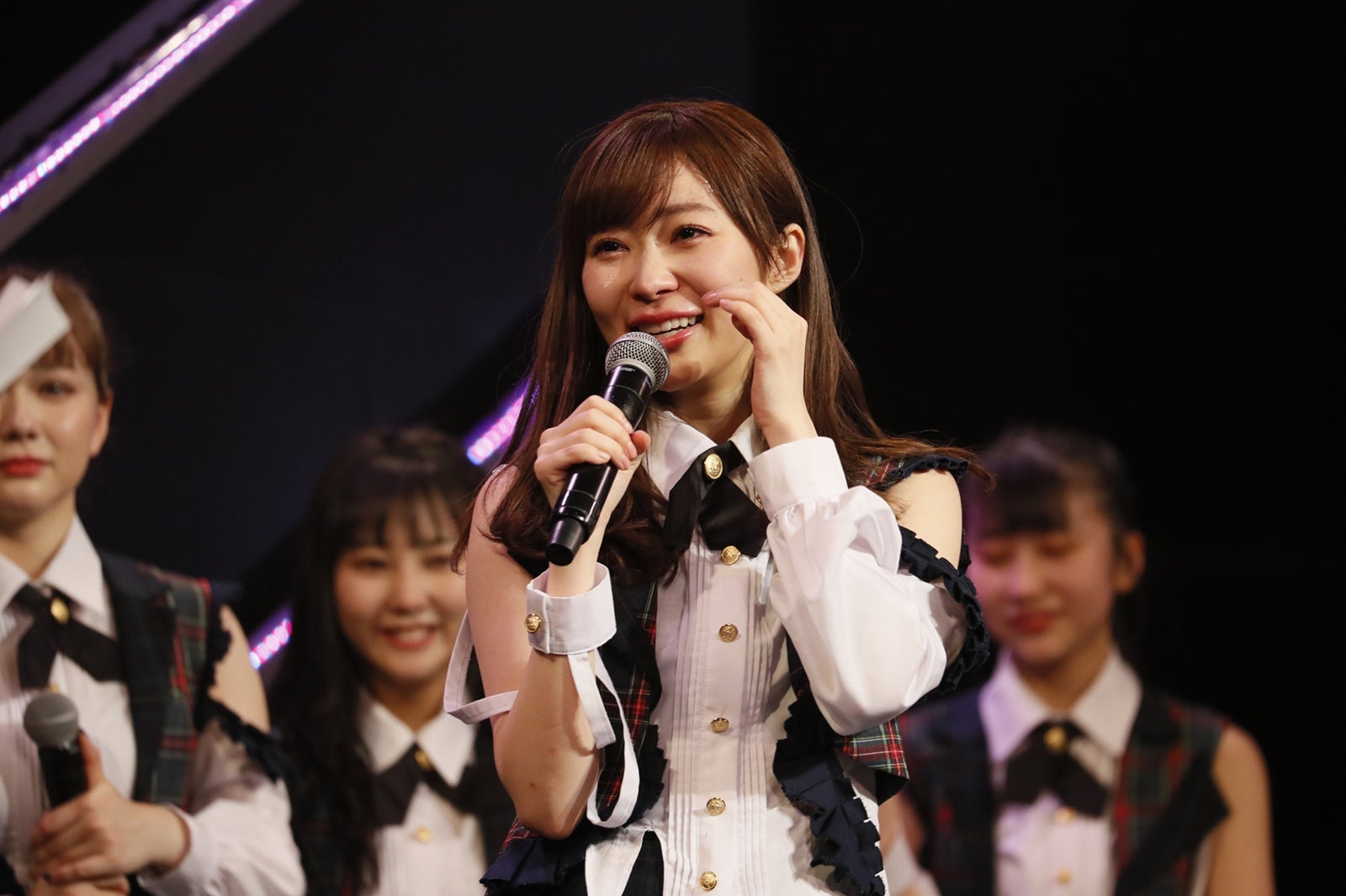 指原莉乃が涙　メンバーも号泣のHKT48卒業公演でメッセージ「すごく今清々しい」