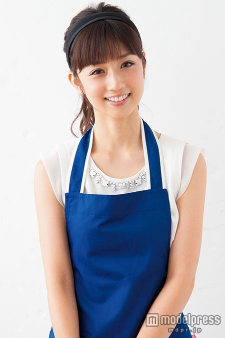 小倉 人気 優子 エプロン