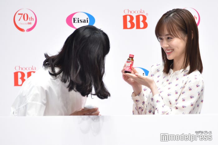 板谷由夏、山下美月(C)モデルプレス