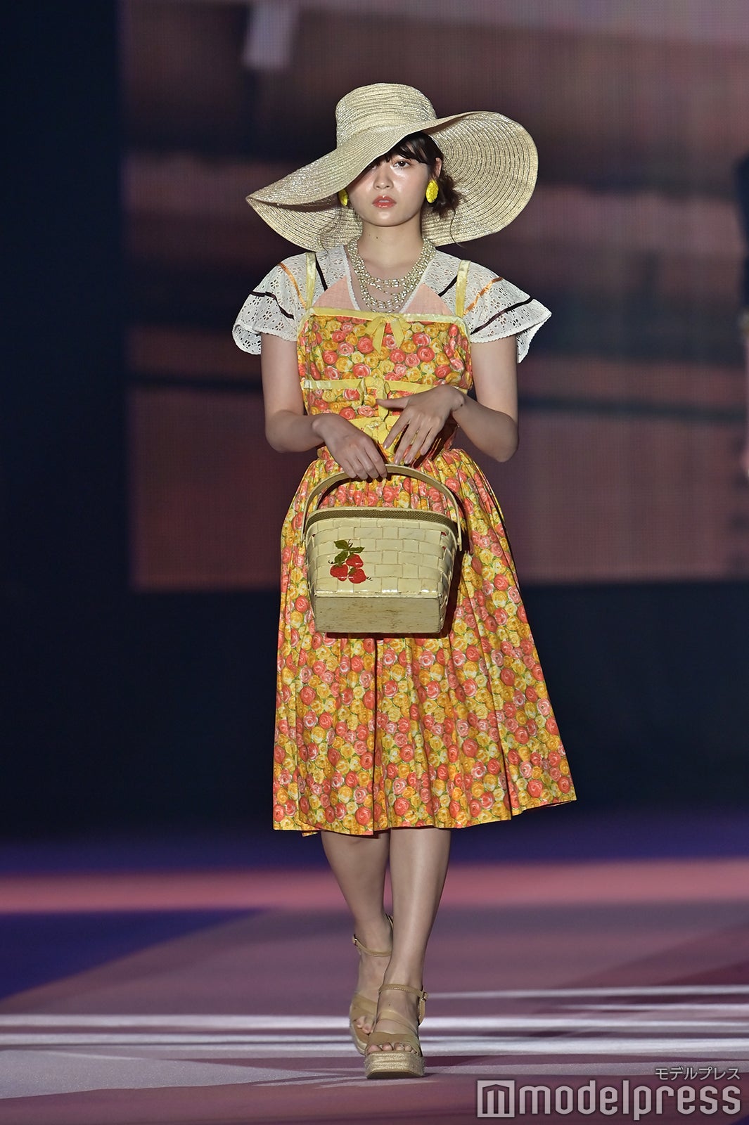 （C）モデルプレス