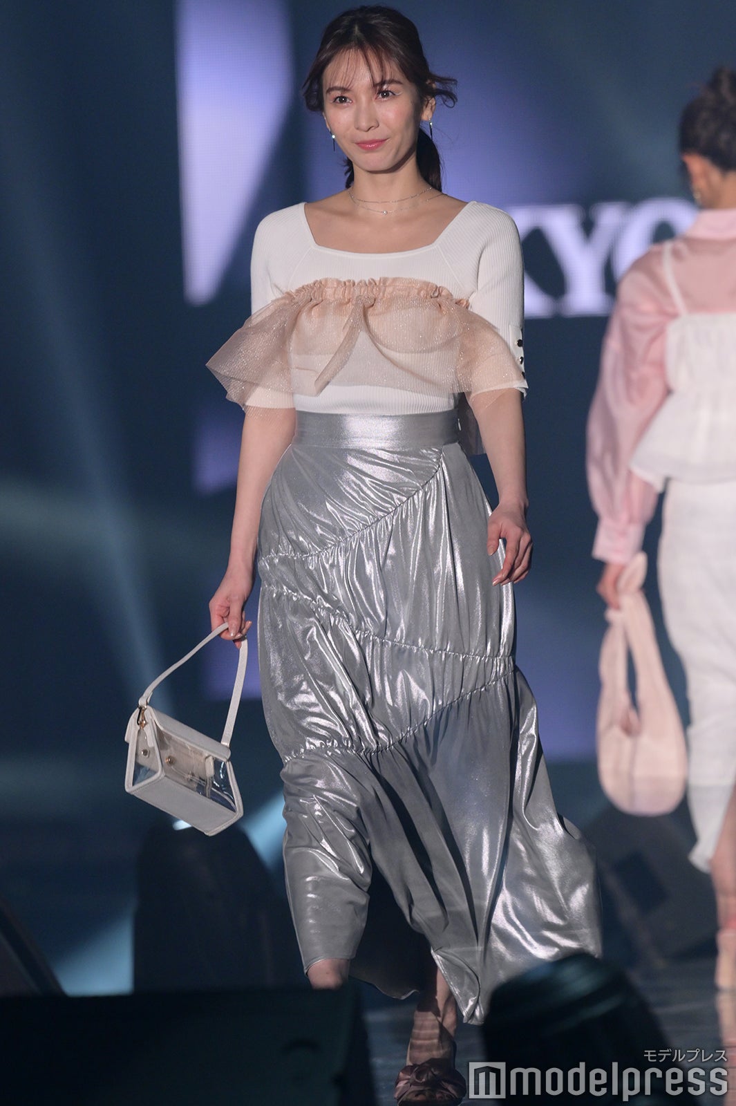 （C）モデルプレス