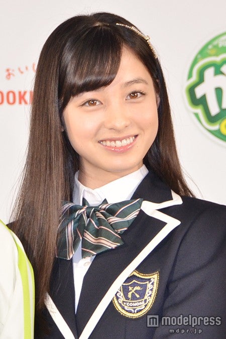 橋本環奈、Twitterフォロワー10万人突破に祝福の声殺到