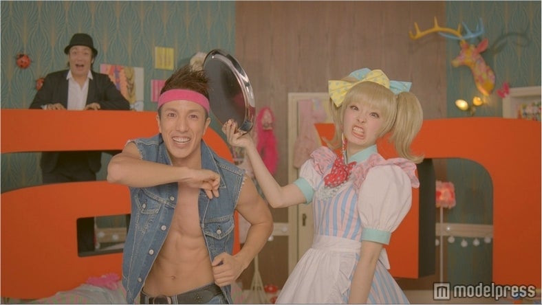 「an」新CMに出演するきゃりーぱみゅぱみゅと2700