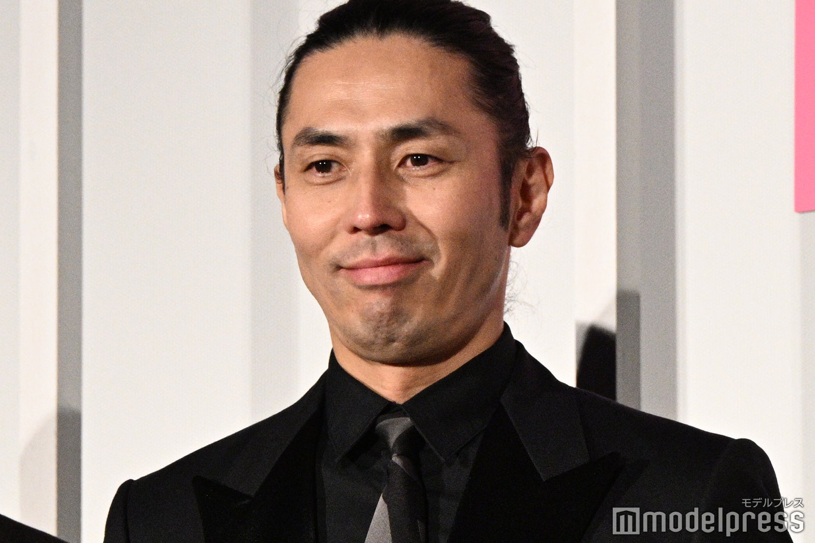 袴田吉彦（C）モデルプレス