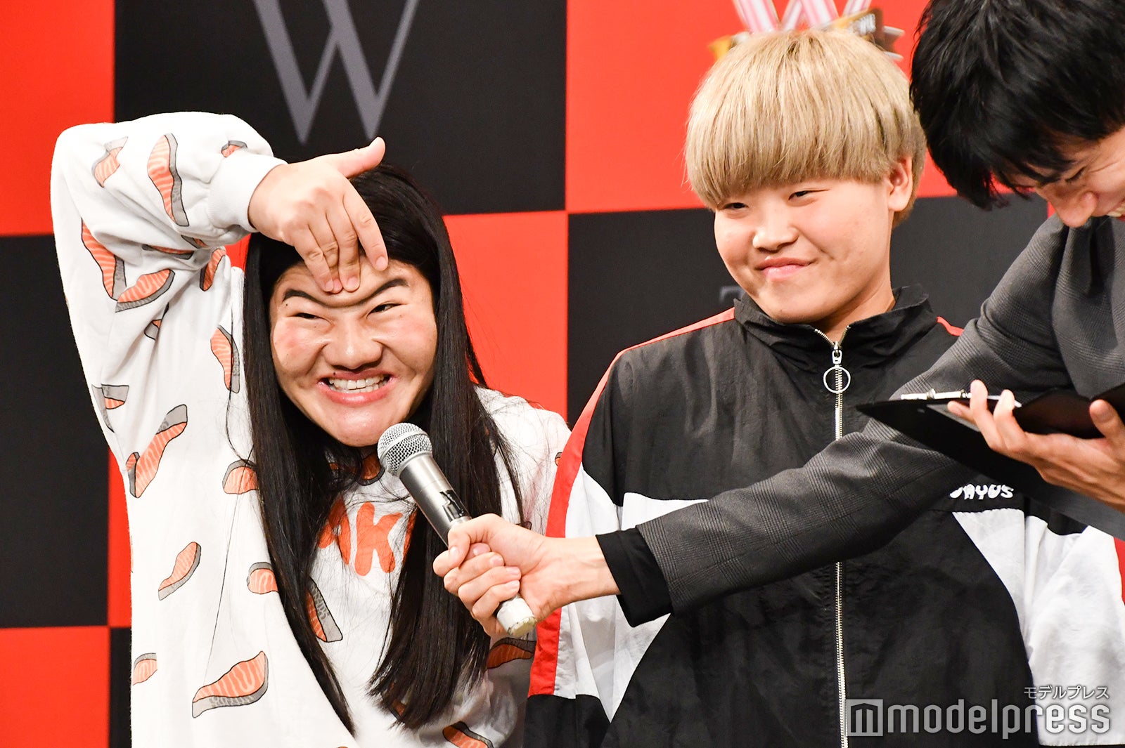 ガンバレルーヤ（よしこ、まひる） （C）モデルプレス