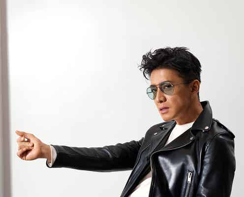 木村拓哉、サングラス姿で本当の自分らしい瞬間公開 「Ray-Ban」と初コラボ