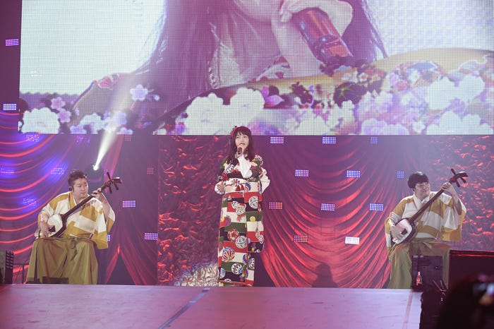 横山由依/「AKB48グループ感謝祭~ランクインコンサート~(1~16位)」より(C)AKS