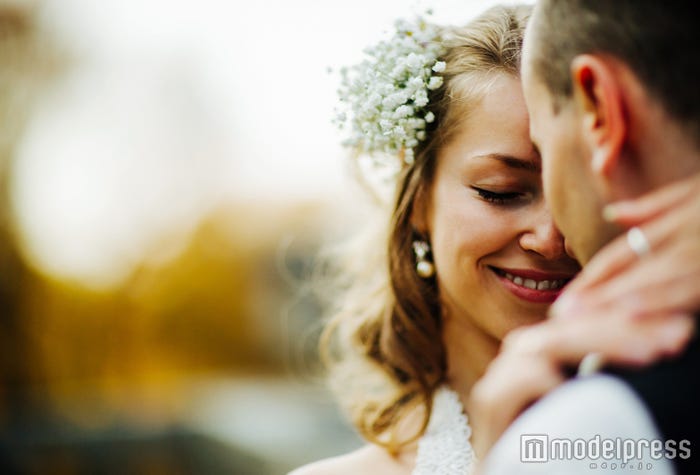 恋愛対象外の彼と結婚!?(photo by teksomolika/Fotolia)