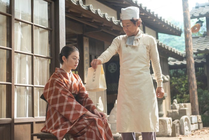今田美桜、阿部サダヲ「あんぱん」第42話(C)NHK