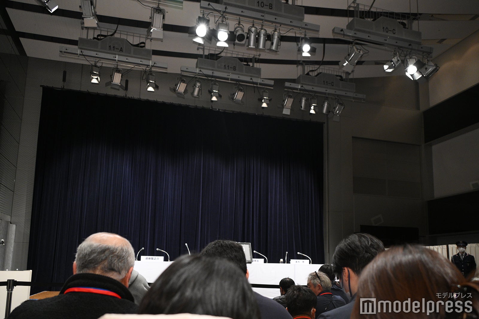 フジテレビ会見開始前の様子（C）モデルプレス