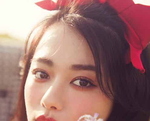 山本舞香&大川藍に熱視線 ヘアアレンジ&肌見せファッションで魅了