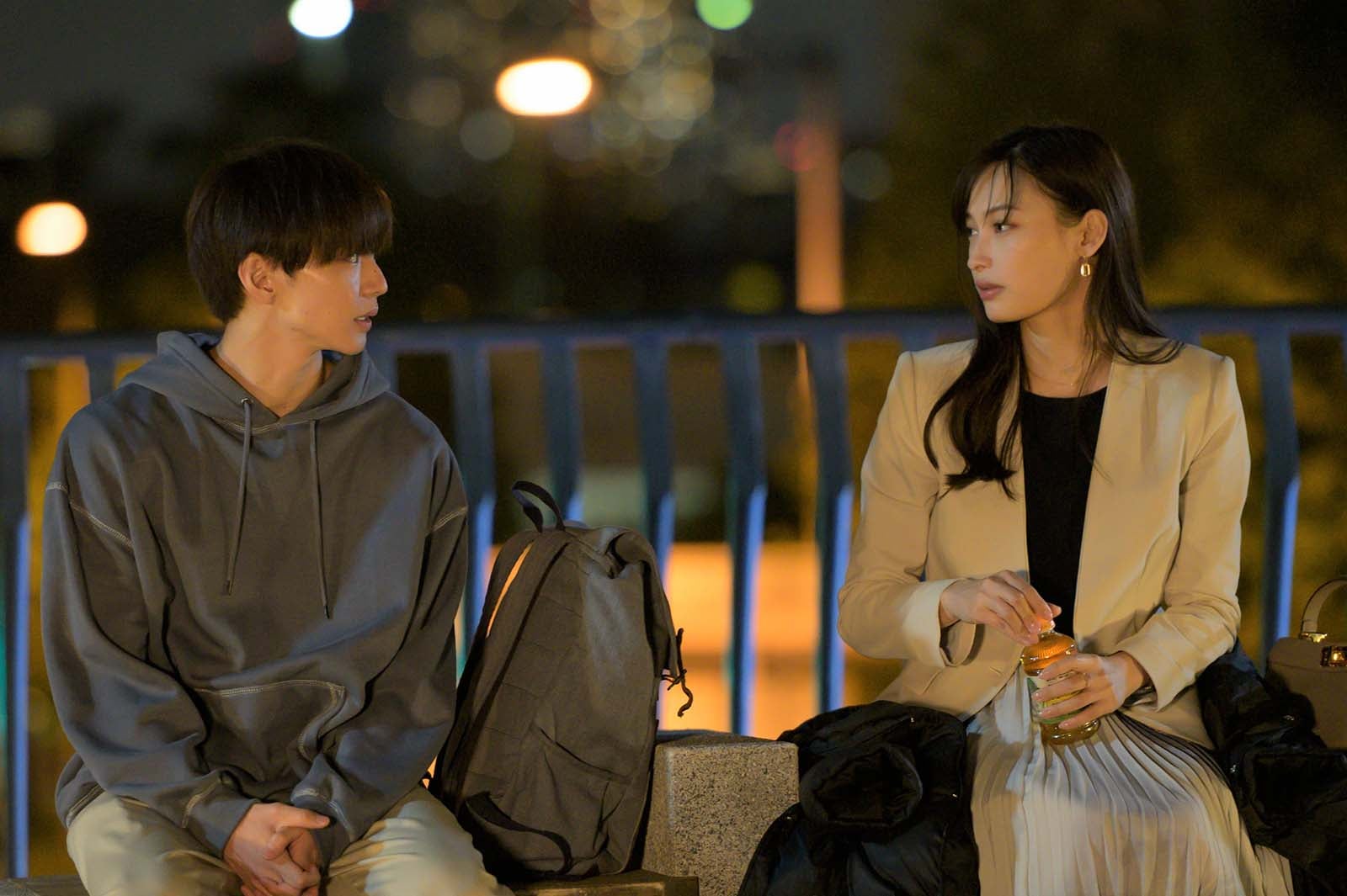 佐藤大樹、大政絢「理想ノカレシ」第1話より（C）「理想ノカレシ」製作委員会