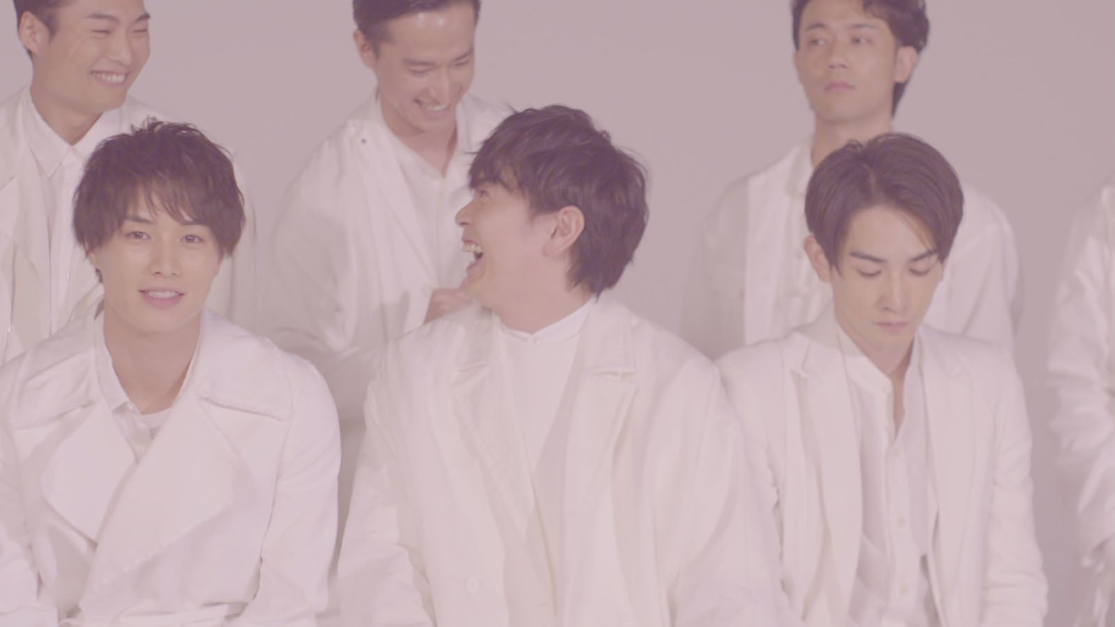 青柳翔、新曲「HOME」MVに劇団EXILE総出演　仲間との歩み＆絆を描く