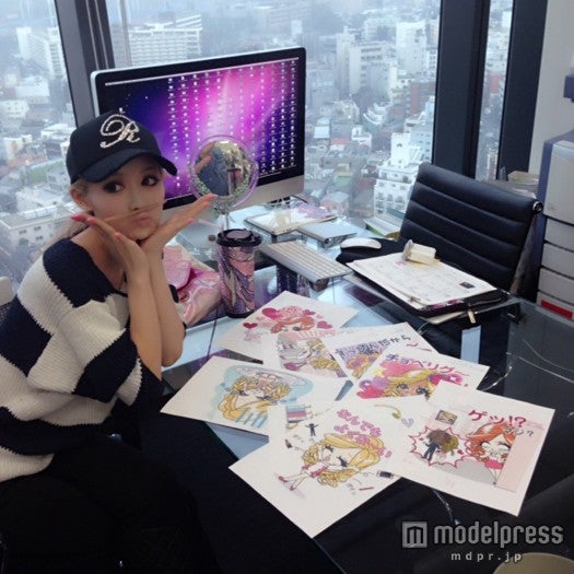 LINEスタンプ配信を発表した武藤静香