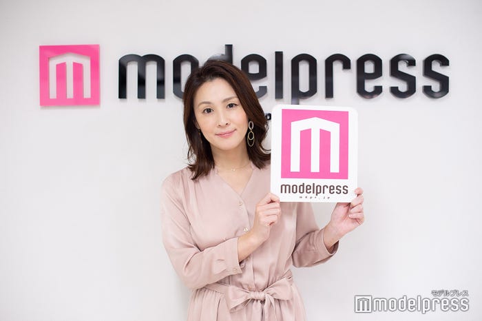 斉藤舞子アナウンサー(C)モデルプレス