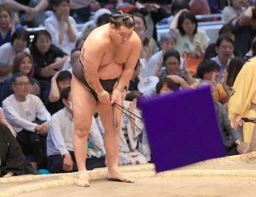 豊昇龍が3日目に痛恨黒星 藤ノ川が逆転の突き落としで2日連続の金星 大の里は待望の白星で1勝2敗