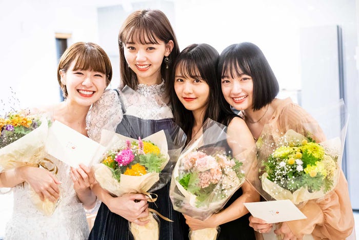 糸原美波、江野沢愛美、新田さちか、坂口風詩『恋愛ドラマな恋がしたい~Kiss On The Bed~』(C)AbemaTV, Inc.