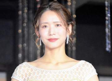 「後ろ姿パパさんそっくり！」古賀紗理那さん 我が子の貴重ショット公開で反響 夫は西田有志 「後頭部が」「癒されるー」