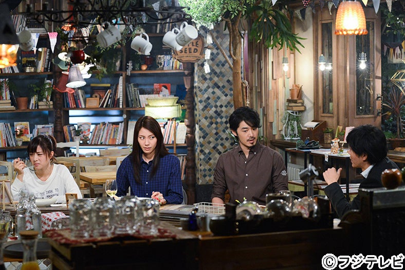 （左より）石原さとみ、松下奈緒、平山浩行、田辺誠一／「ディア・シスター」第5話より