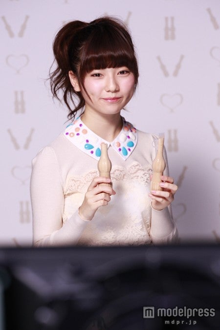 島崎遥香／「パピコ」新CM「相性診断パピコ 島崎遥香」篇メイキングショット